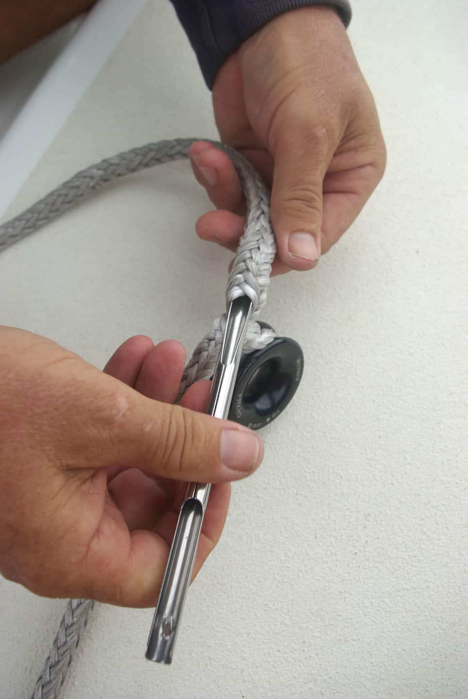 Tying a Brummel Splice | Cruising World