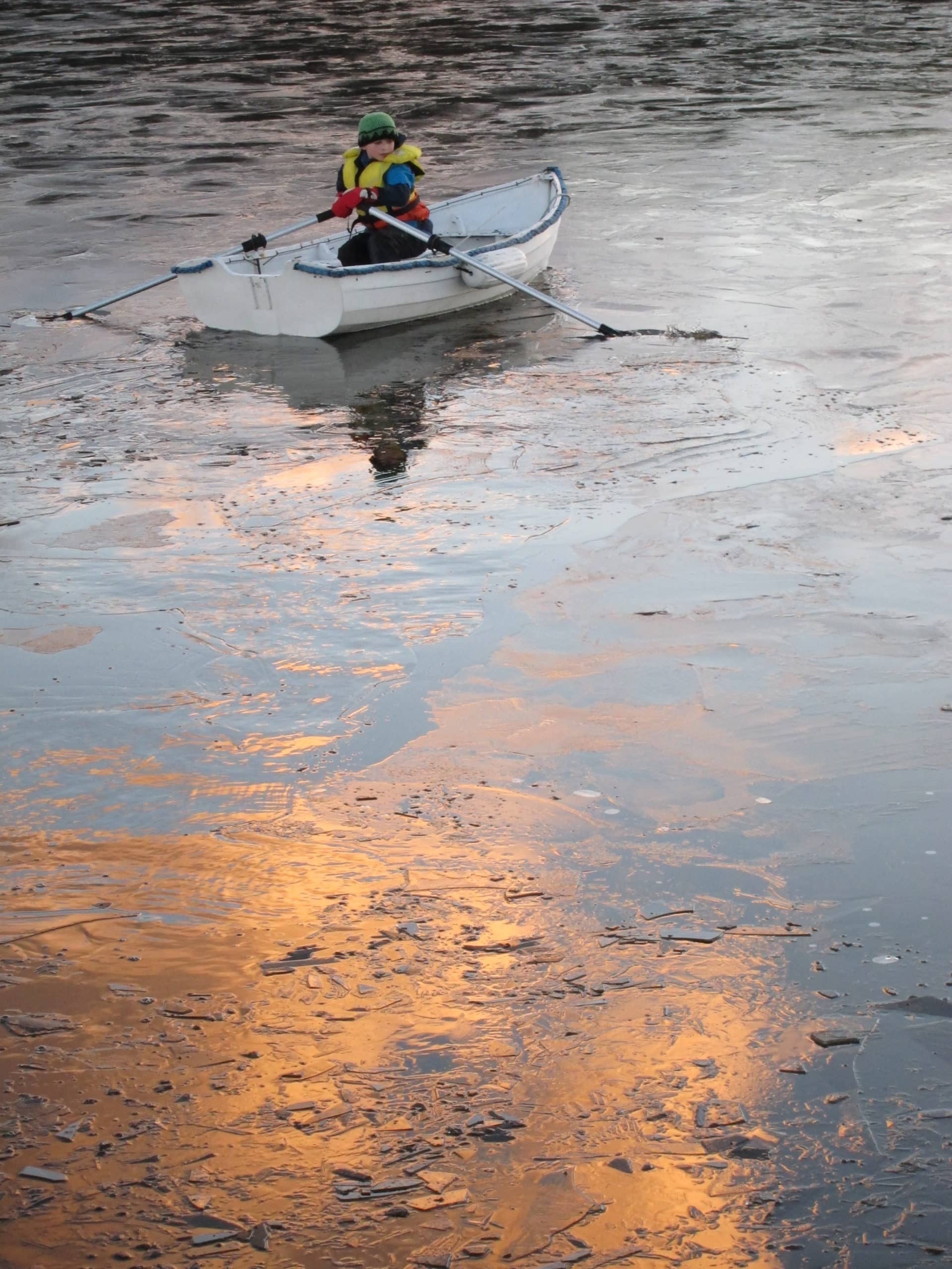 A Tale Of Two Dinghies | Cruising World