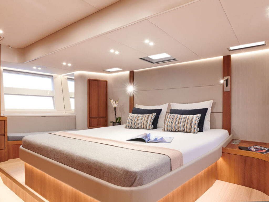 Contest 63CS stateroom