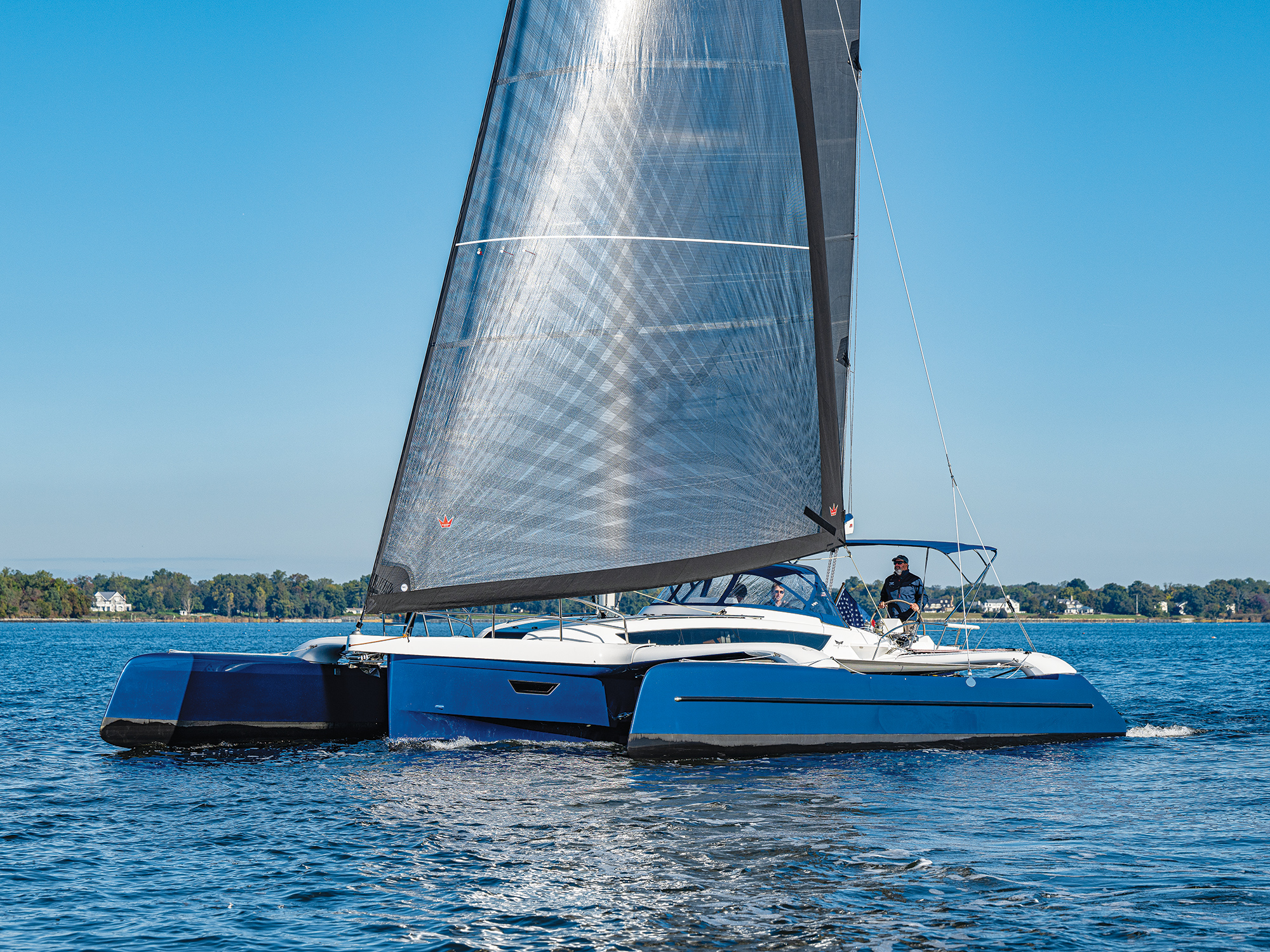 Dragonfly 40 exterior