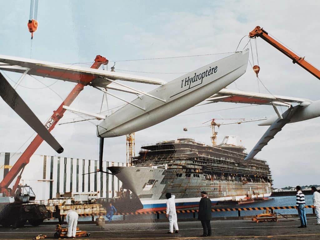 l’Hydroptère being built