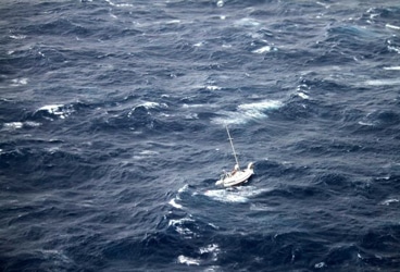 Coast Guard rescues crew caught in Hurricane Julio off Hawaii Coast Guard rescues crew caught in Hurricane Julio off Hawaii