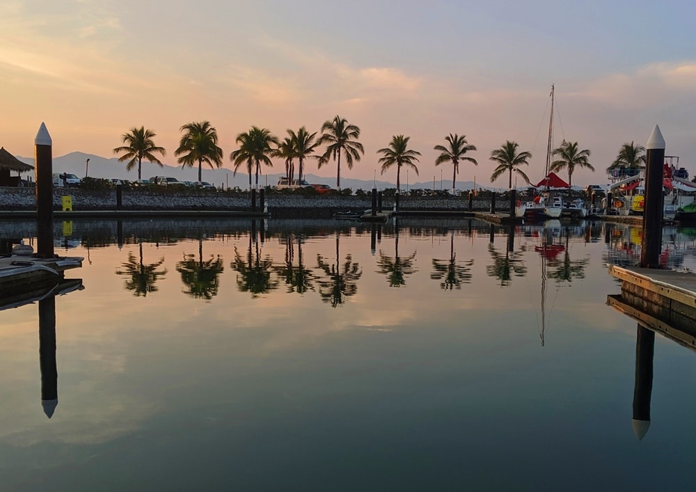 La Cruz marina