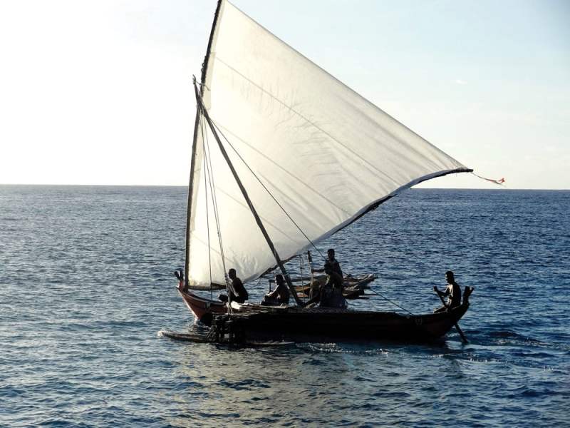 Mbuli Proa Sailing Help for a Pacific Island Community | Cruising World