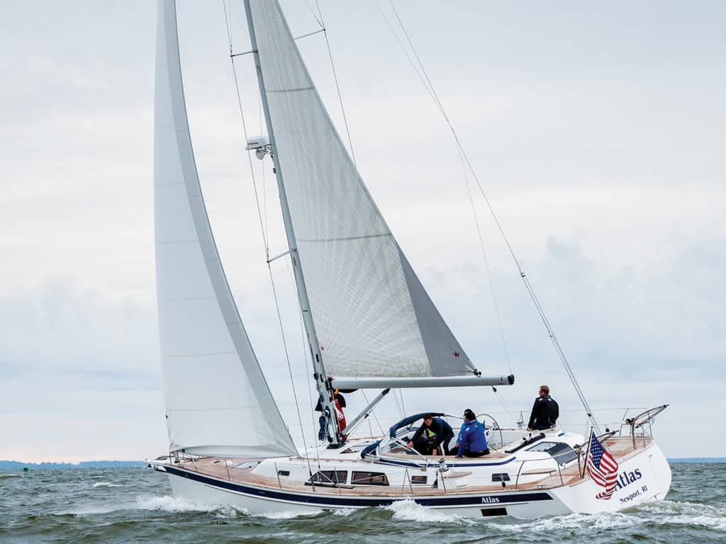 Hallberg-Rassy 44