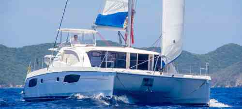 blue-water-sailing-school-lead
