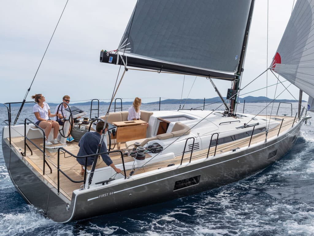 Beneteau First 44e