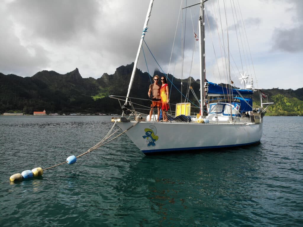 Tying a boat to the new mooring