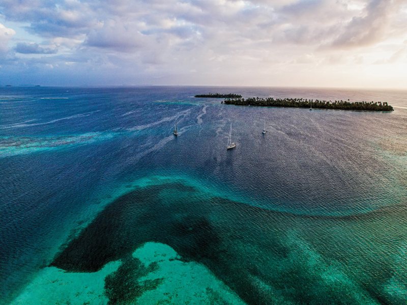 Oyster yachts in San Blas Islands