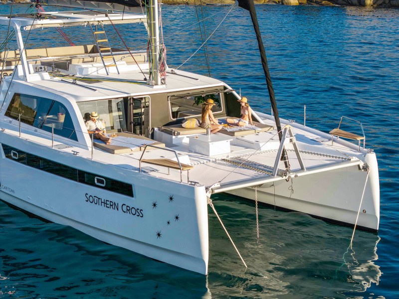 VOYAGE 510 catamaran